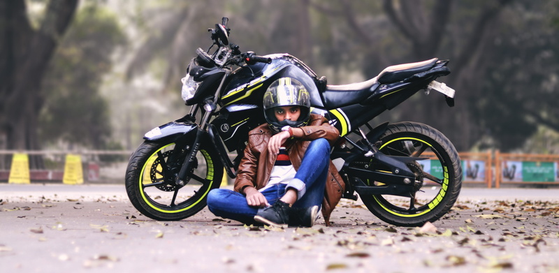 style, man, motocross, fashion, land vehicle, helmet, vehicle, crash helmet, mode of transportation, men, 5K, clothing, bike, paintball, lying, transportation