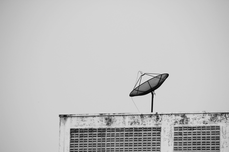 reception, wall, radio, built structure, copy space, protection, broadcast, outdoors, radio antenna, nature, wall - building feature, 5K, watch tv, low angle view