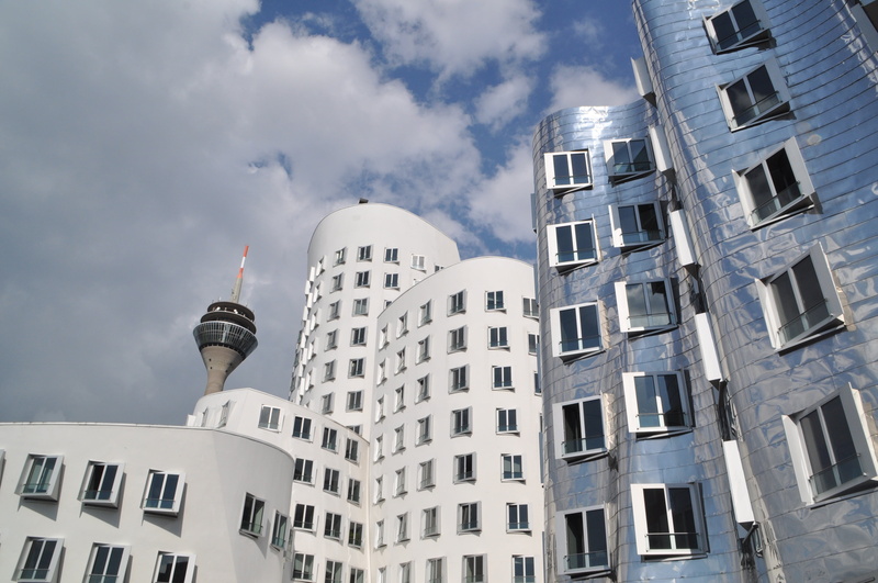 gehry, tall - high, building exterior, no people, düsseldorf, built structure, tourism, modern, nature, city, facade, travel destinations, modern architecture