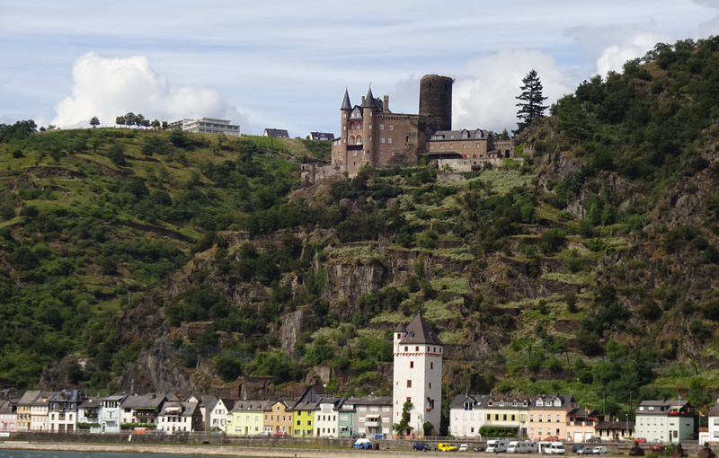 building exterior, nature, tree, travel, rhine river, day, no people, place of worship, River, plant, the past, Landscape, castle, sky, 2K, shipping, city
