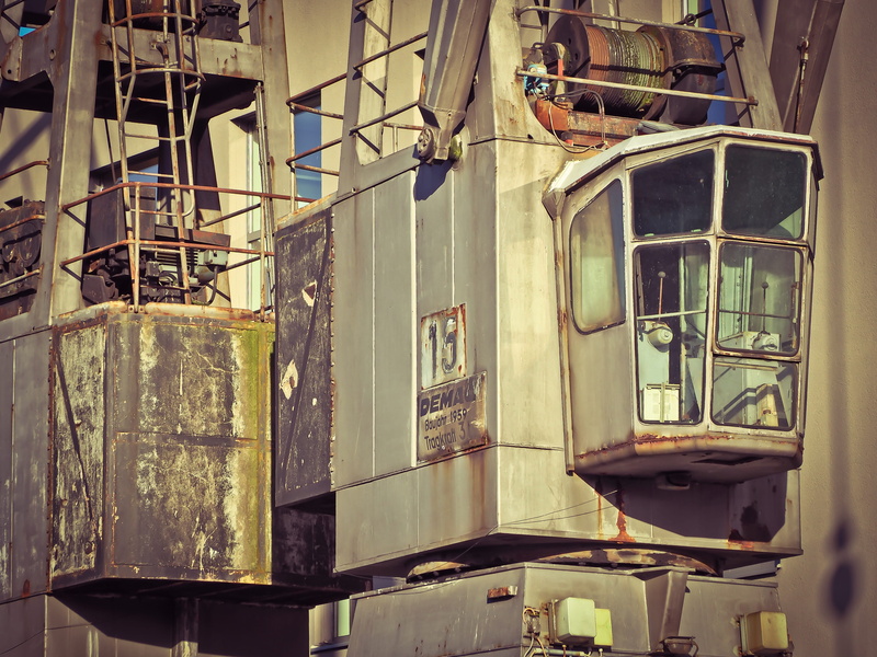 harbour crane, decline, harbour cranes, harbour area, port, rhine harbor, architecture, day, damaged, land vehicle, 4K, outdoors, abandoned, old, transportation