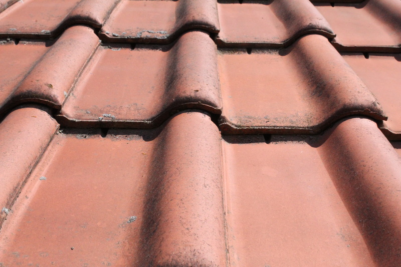 brick, close up, pipe - tube, full frame, roof tile, day, backgrounds, low angle view, pattern, architecture, building exterior, 5K, outdoors, oblique