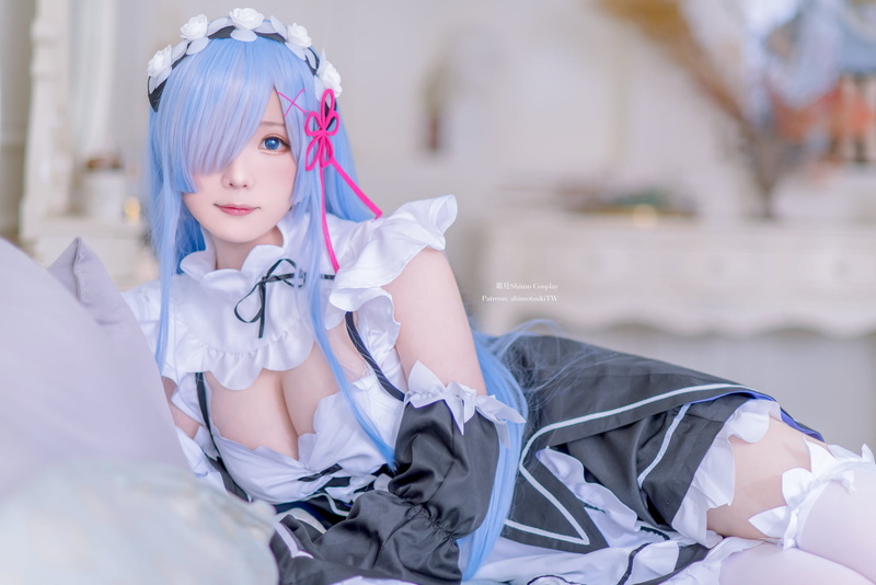 maid, Rem (Re: Zero), Shimo Cosplay, model, women, hair over one eye, lying on side, Re:Zero Kara Hajimeru Isekai Seikatsu, cosplay, dress, 1080P, maid outfit