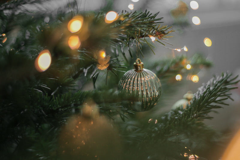 no people, germany, tinsel, christmas ornament, bokeh, christmas decoration, decoration, event, christmas lights, needle - plant part, tree, holiday, coniferous tree