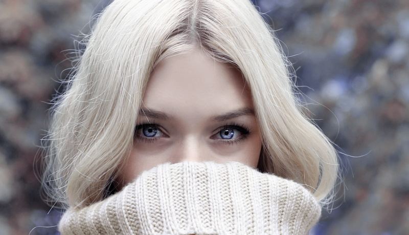 wool, cold, face, look, winter, blond, woman, hair, warmly, beauty, sweater, pretty, portrait, model, looking, fun, fashion, 2K, girl, fall, eye, cute