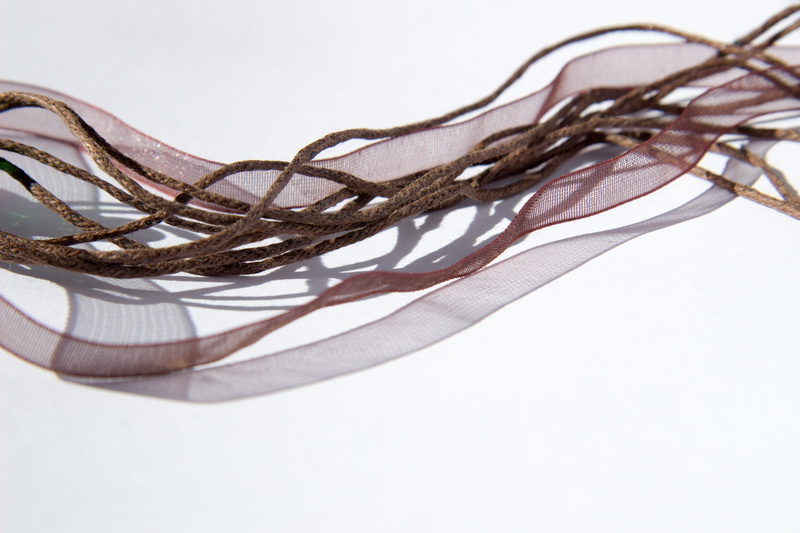 background, tangled, clothing, texture, white background, the seamstress, thread, surface, complexity, close-up, abstract, sewing, no people, plant, indoors