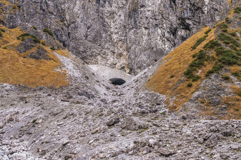 formation, landscape, beauty in nature, ice chapel, berchtesgadener land, 5K, textured, rock formation, day, no people, rock, alpine, rocky mountains
