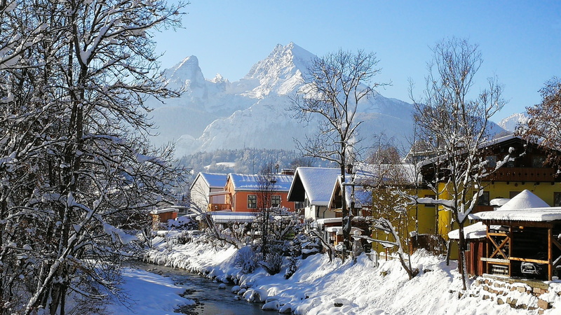 building, tree, snow, snowcapped mountain, plant, ski resort, frozen, environment, mountain peak, Watzmann, building exterior, no people, Berchtesgaden