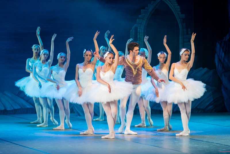 group of people, dancer, young adult, photograph, group, dance, 2K, princess, human arm, full length, lake, performing arts event, ballet dancer, teenager