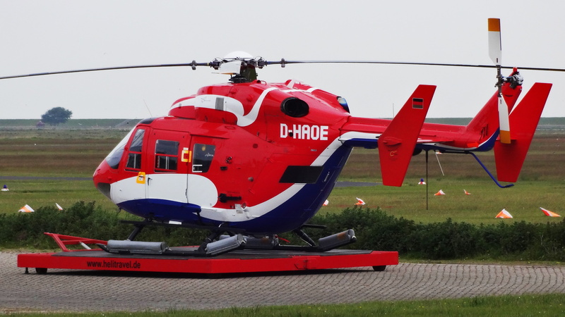 helicopter, 4K, land, no people, air vehicle, mode of transportation, safety, outdoors, nature, transportation, technology, red, scenic flight, day, motion