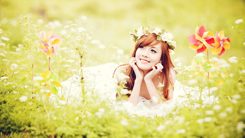 flowers, long hair, looking away, wreaths, Asian, redhead, women outdoors, Pinwheel, smiling, 1080P