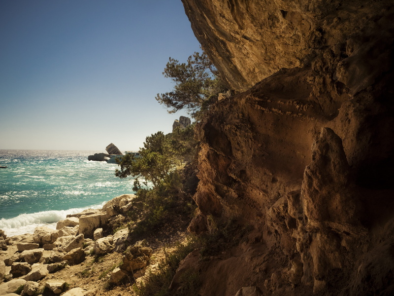 mediterranean, outdoors, cave, beauty in nature, mountains, blue, rock formation, beautiful beach, clear sky, gorgeous, beach, boot, nature, partly cloudy