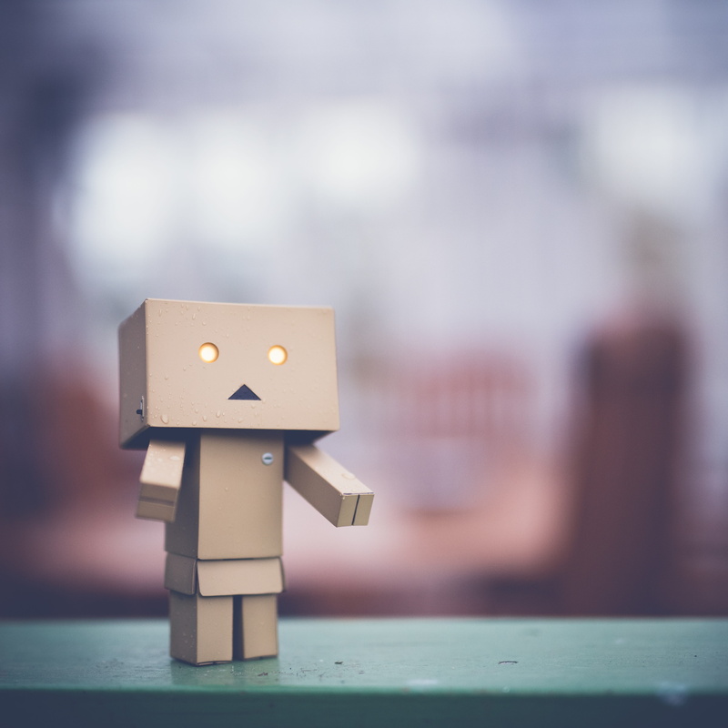 craft, futuristic, danbo, single object, representation, copy space, robot, offspring, green, human representation, 4K, brown, indoors, people, sad, figurine