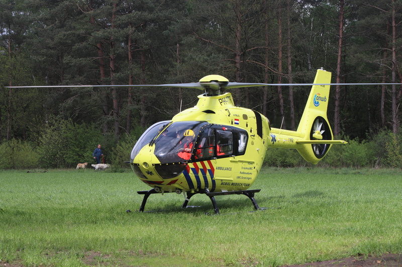 green color, occupation, mode of transportation, medical, transportation, yellow, day, field, 112, no people, siren, land vehicle, nature, growth, emergency