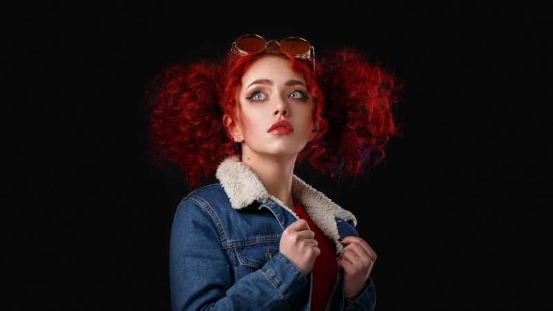 1080P, model, denim, dark, holding clothes, curly hair, makeup, jeans jacket, Alexandr Chuprina, simple background, jacket, sunglasses, Elizabeth Renard