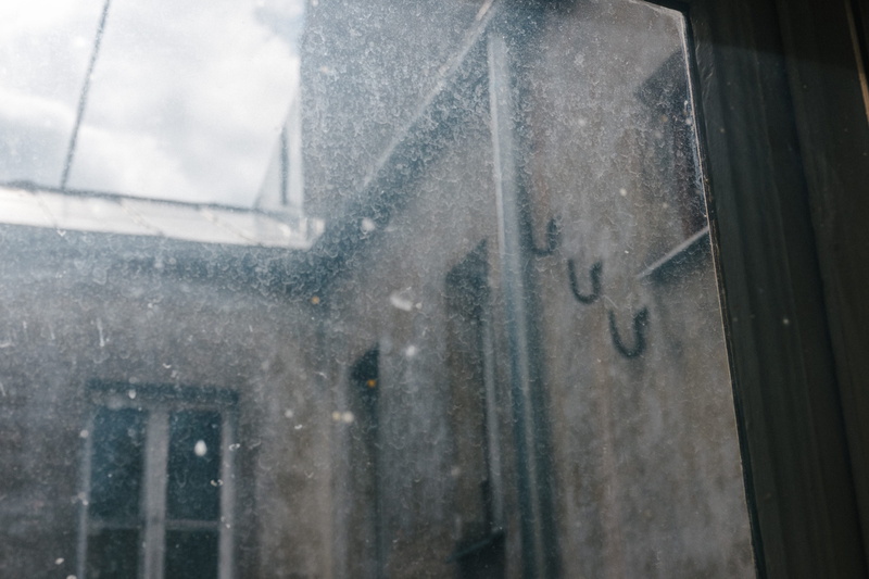 abstract, nature, blizzard, weathered, focus on foreground, space, close-up, texture, vintage, raindrop, snowing, grimy, drop, indoors, winter, dirty, glass