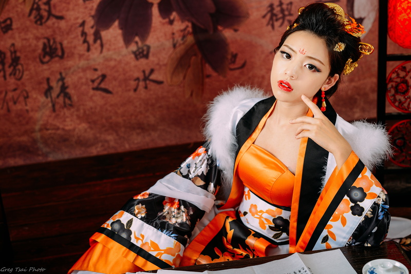 model, Kiki Hsieh, brunette, women, red lipstick, 5K, makeup, Asian, traditional clothing, looking at viewer