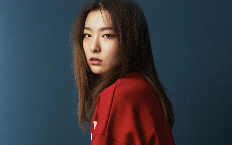 looking at camera, kpop, standing, long hair, girl, headshot, indoors, cute, 4K, hairstyle, studio shot, blue, young adult, tshirt, hair, colored background