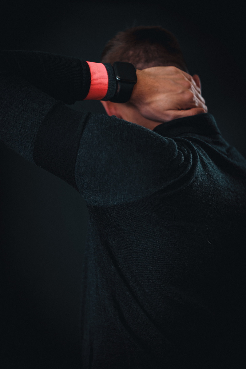 surface, studio shot, human body part, person, rear view, nape, men, black background, one person, unrecognizable person, lifestyles, obscured face, holding