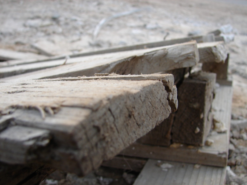 high angle view, obsolete, pipeline, water pipe, built structure, no people, day, Zoom, Wood, outdoors, damaged, close-up, wooden, destruction, 2K, dirt