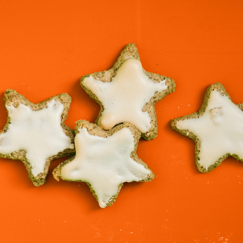 shape, still life, indulgence, dessert, cookies, shaped, star shape, 1080P, directly above, appetizer, baked goods, indoors, four, sweets, cookie, food