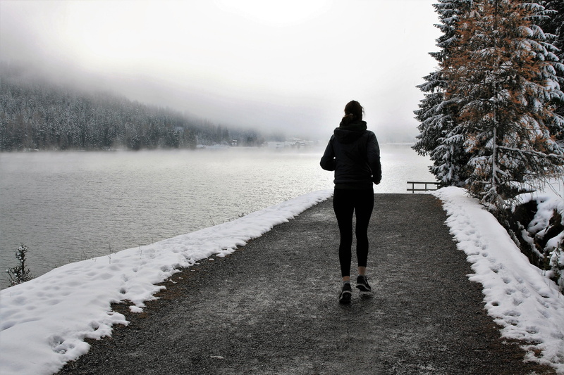 real people, hiking trails, panorama, beach, scenics - nature, travel, water, lifestyles, leisure activity, cloud lake, the alps, way, the beauty of the mountains