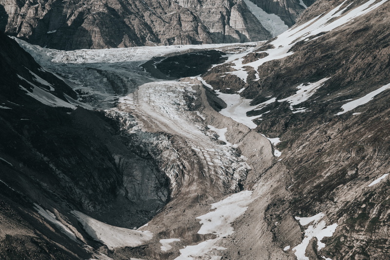 cold temperature, tranquil scene, mountain range, hiking, scenics - nature, glacier, no people, 8K, snowcapped mountain, piste, slope, winter, wilderness