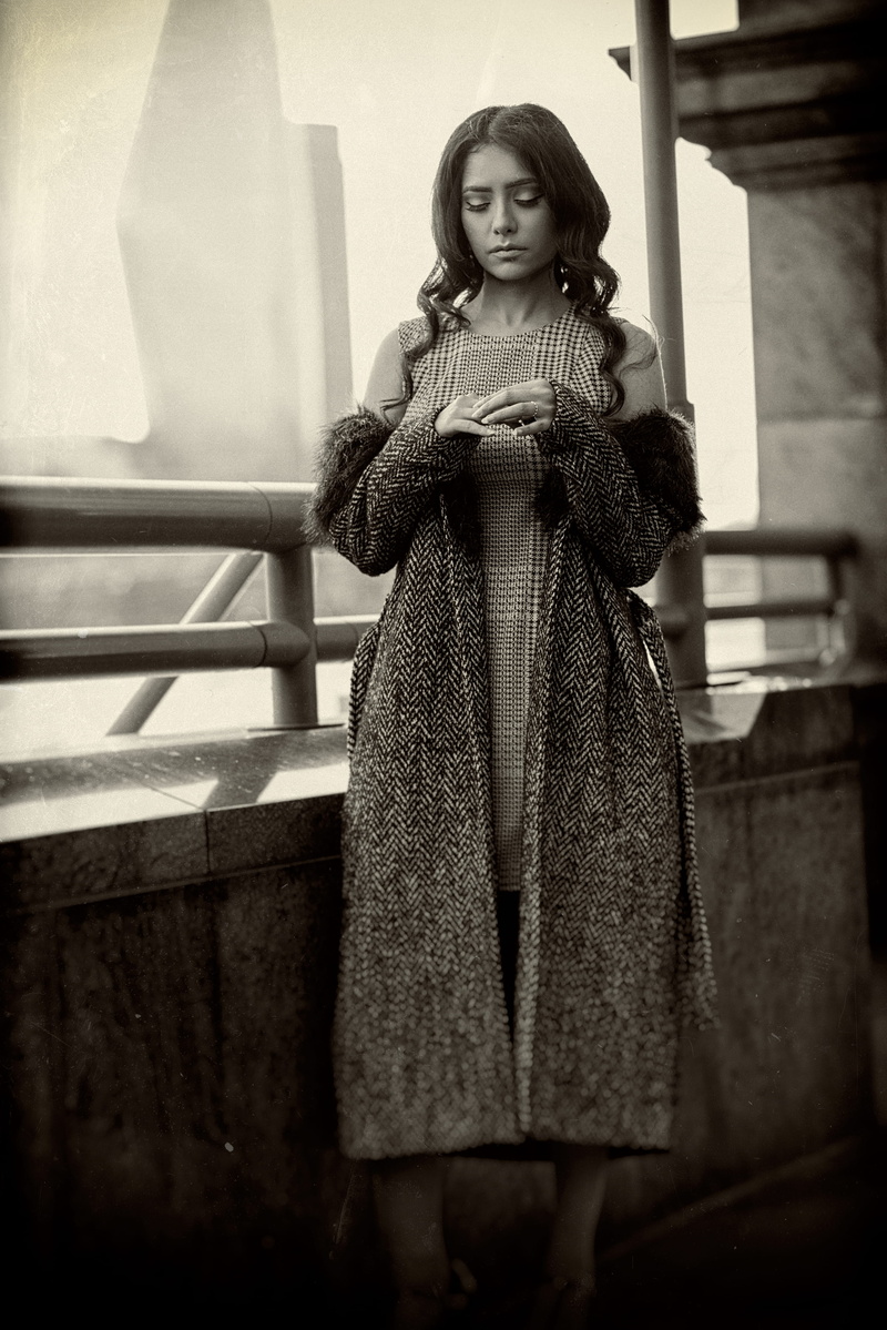 london, woman, architecture, warm clothing, fence, standing, full length, teenager, sweater, overcoat, clothing, apparel, finger, face, near, contemplation