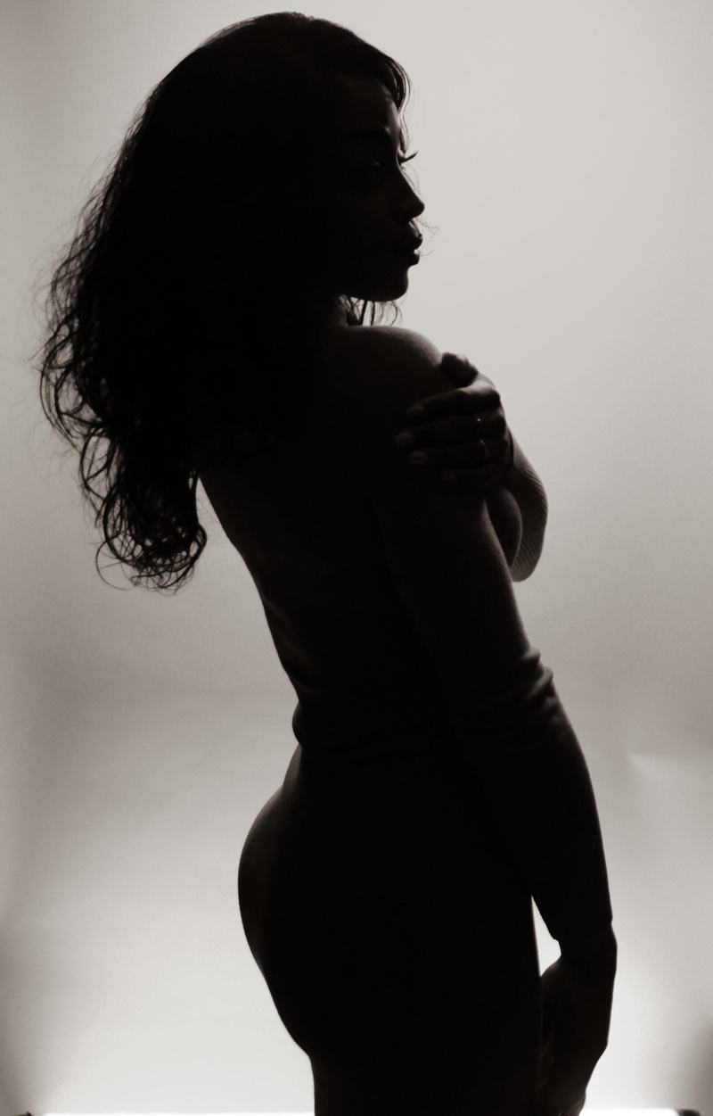 2K, long hair, portrait, studio shot, women, young women, woman, dark, standing, profile view, indoors, mid adult, young adult, silhouette, hairstyle