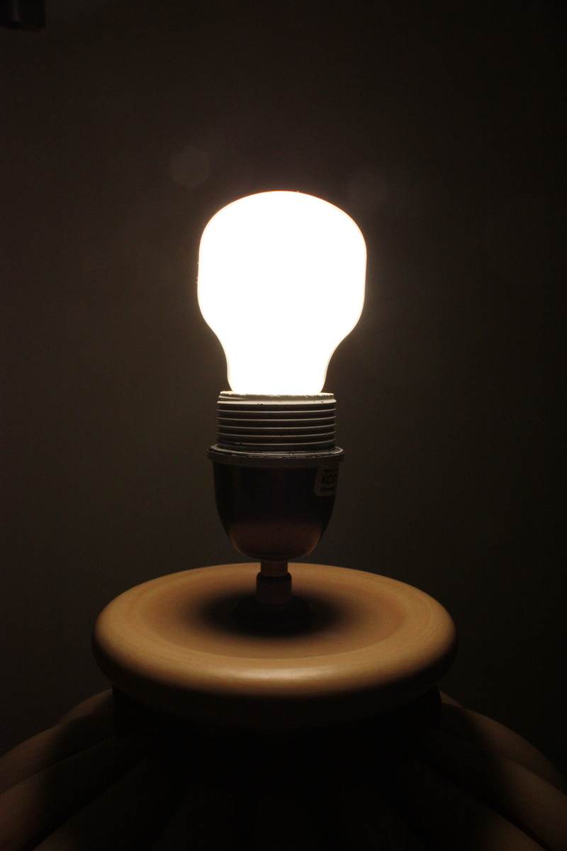 illuminated, light, white, creativity, Bulb, single Object, dark, technology, electric light, light Bulb, close-up, glowing, black background, domestic room