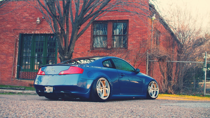 nature, built structure, tree, wall, car, blue, transportation, house, no people, coupe, garage, luxury, coupehouse, motor vehicle, land vehicle, 1080P