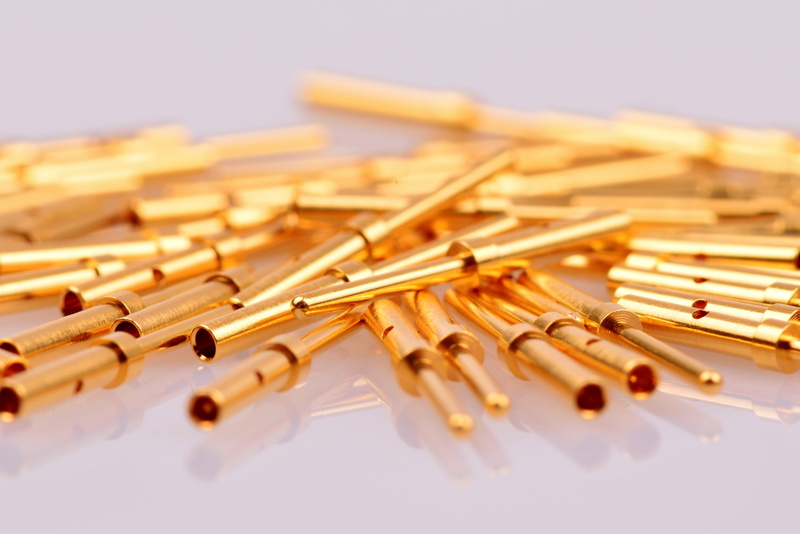 gold, indoors, gilded, abundance, recycling, 4K, connector, no people, reprocessing, data, electronics, file, office, commodity, organization, gold contacts