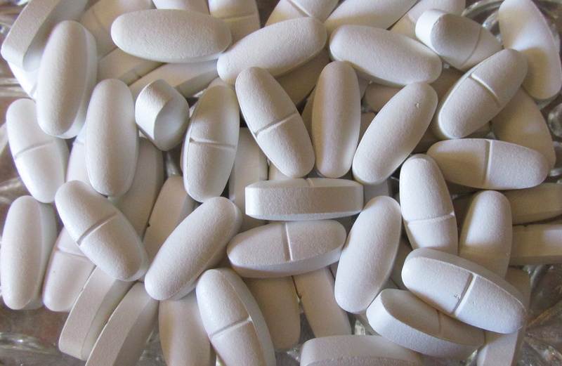tablets, design, still life, vitamin, directly above, healthcare and medicine, heap, nutritional supplement, close-up, prescription medicine, no people