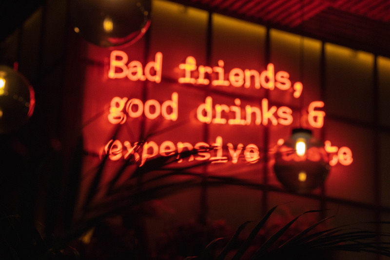 sign, nightclub, radio station, business, background, text, architecture, orange, 5K, restaurant, overlay, western script, night, arts culture and entertainment