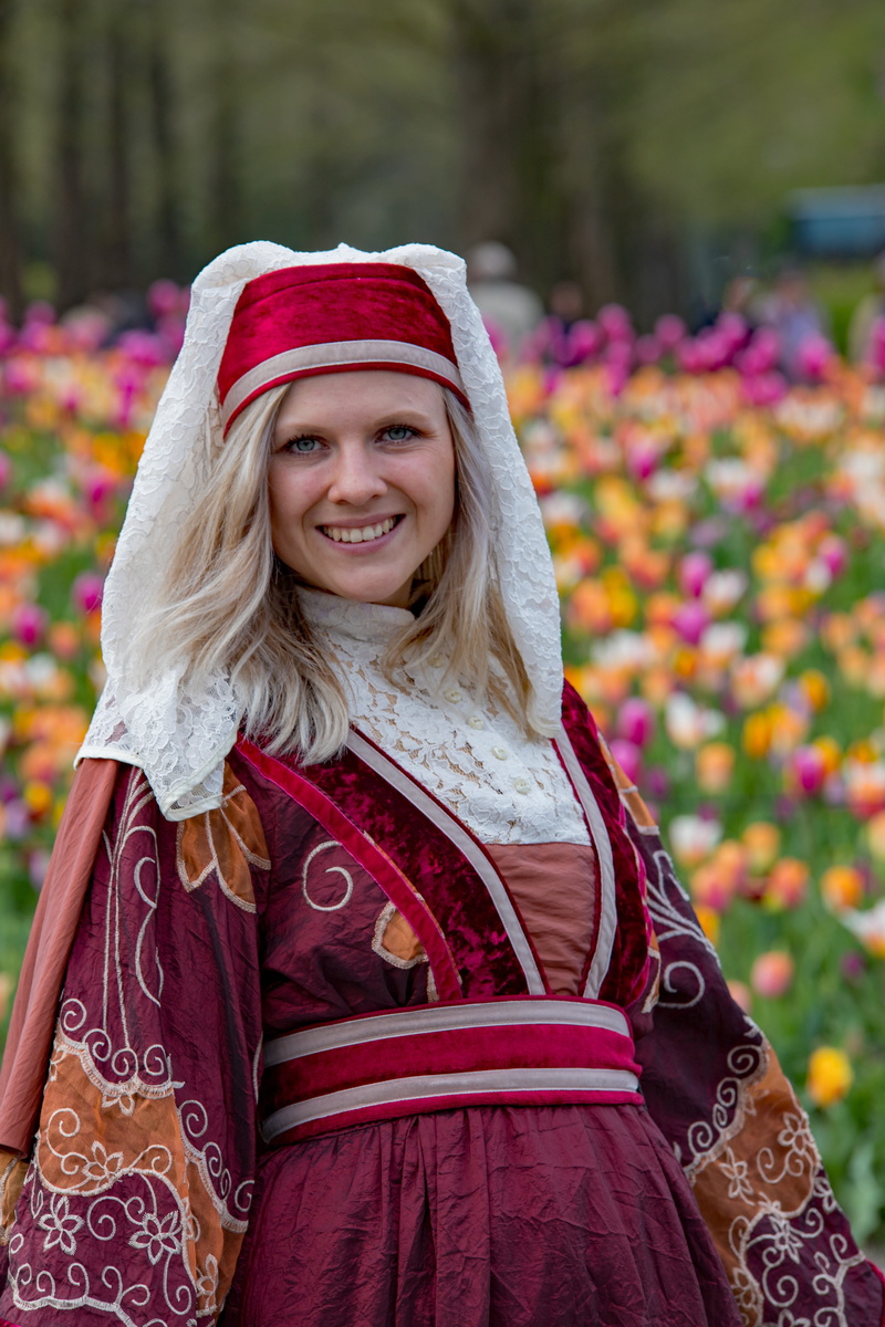 front view, keukenhof, lifestyles, standing, looking at camera, women, lisse, clothing, young women, hairstyle, holland, woman, 5K, adult, scarf, happiness