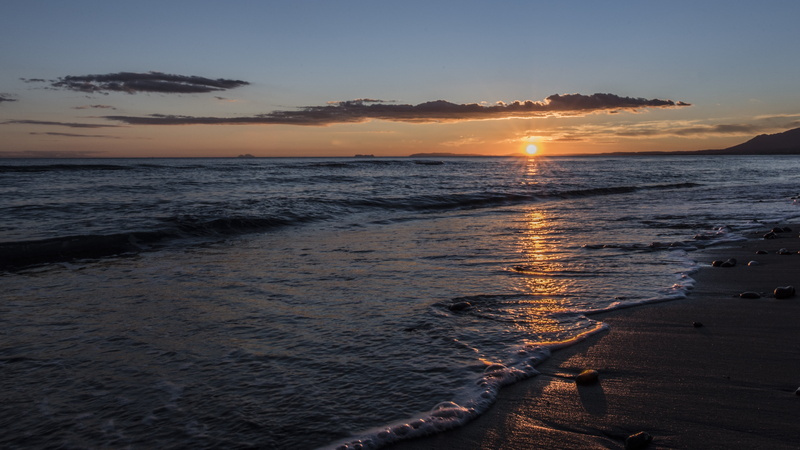 waves, environment, malaga, sky, beauty in nature, tranquil scene, cloud - sky, rocks, peaceful, calahonda, sunset, motion, tranquility, costa del sol