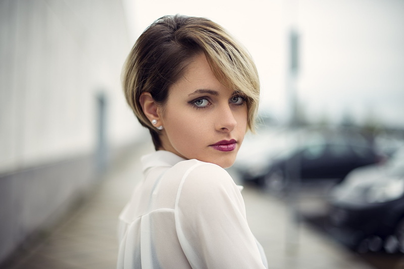 beauty, young women, beautiful woman, looking, looking at viewer, fashion, portrait, brunette, hair, one person, hairstyle, 720P, contemplation, Omar Ciamberlano