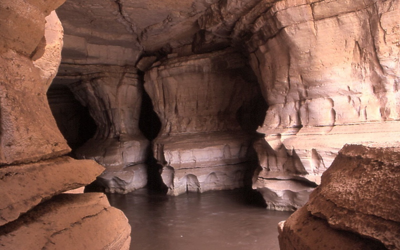 Caves, 720P, Sof Omar Caves