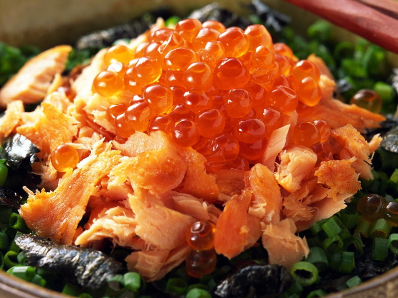 close-up, meat, caviar, dieting, wellbeing, vegetarian Food, ready-to-eat, red, high angle view, lunch, refreshment, spring, no People, cultures, cooking