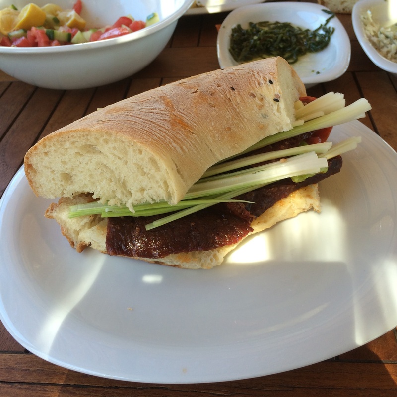 snack, serving size, crockery, sausage bread, breakfast, bread, wrap sandwich, 1080P, no people, indulgence, plate, temptation, food and drink, vegetable