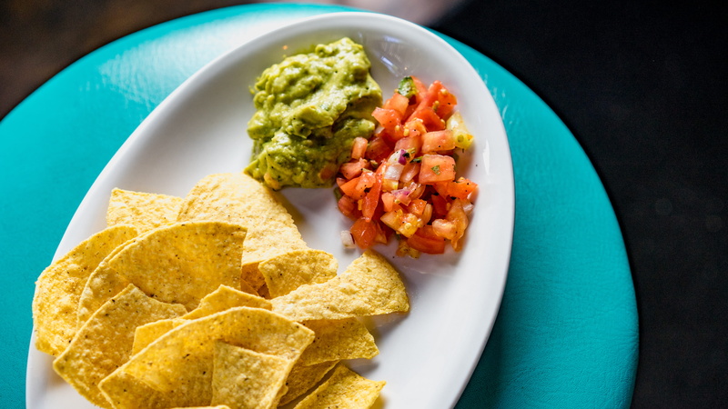 dinner, food, burrito, meat, meal, guacamole, chips, indoors, vegetable, united states, 5K, new york, fruit, close-up, nacho chip, dip, lunch, ready-to-eat