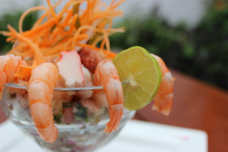 organic, focus on foreground, salad, restaurant, summer, dish, lunch, raw food, 2K, culinary art, prawn, still life, delicious, meat, gourmet, freshness