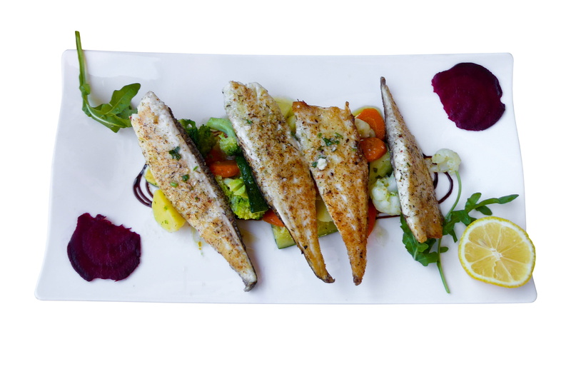 plate, eat, lemon, wellbeing, citrus fruit, temptation, close-up, sea bream, 4K, seafood, nutrition, vegetables, indoors, food, studio shot, white background