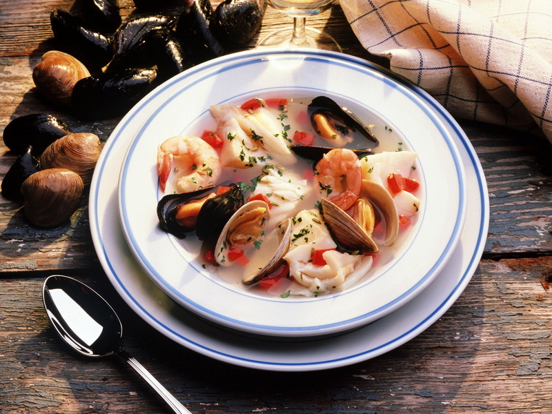 720P, day, meal, garnish, bowl, plate, table, clam, tomato, slice, prawn, vegetarian Food, dieting, onion, ready-to-eat, vegetable, mollusk, round, freshness