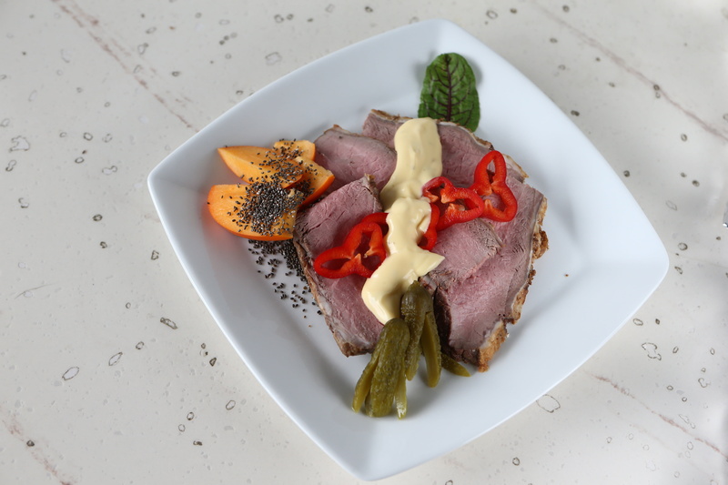 fruit, veal, freshness, wellbeing, meat, ready-to-eat, healthy eating, calf, garnish, indulgence, sharon fruit, food and drink, food, refreshments, sweet food