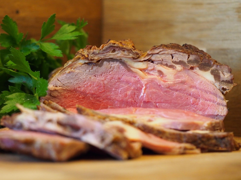 roasted, healthy eating, beef, steak, selective focus, 2K, fillet of beef, herb, sirloin, no people, roast beef, red meat, wellbeing, indoors, food, ham