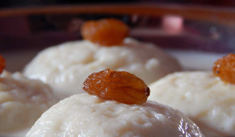 dim sum, food and drink, focus on foreground, nutrition, delicious, raisin, ready-to-eat, indoors, selective focus, bengali, dessert, no people, ras-malai