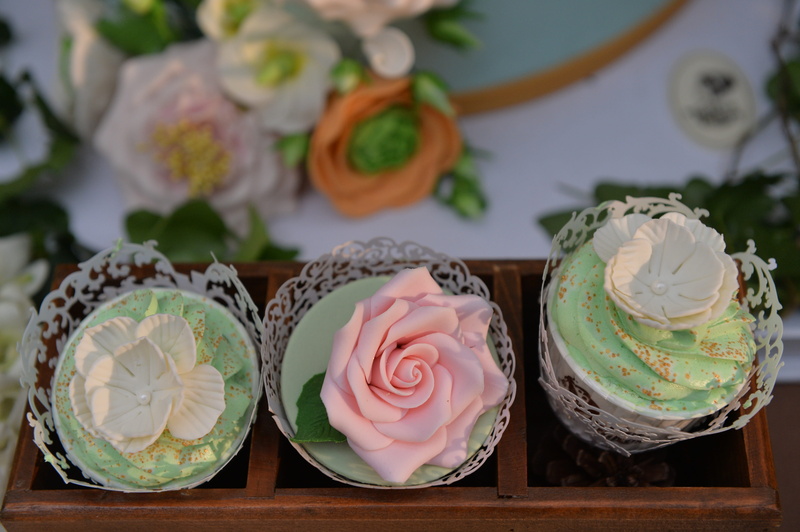 table, 4K, high angle view, plant, Dim Sum, sweet, focus on foreground, dessert, close-up, sweet food, rose, flower, floral pattern, still life, flower head