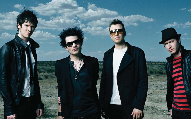 tom tucker, 4K, Download 3840x2400 Sum 41, deryck whibley backgrounds, sum 41, jason makkeslin, frank zumm