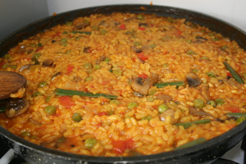 food and drink, indian food, kitchen utensil, ready-to-eat, seafood, vegetable, 4K, freshness, cooking pan, no people, Vegetarian, Paella, Food, prawn